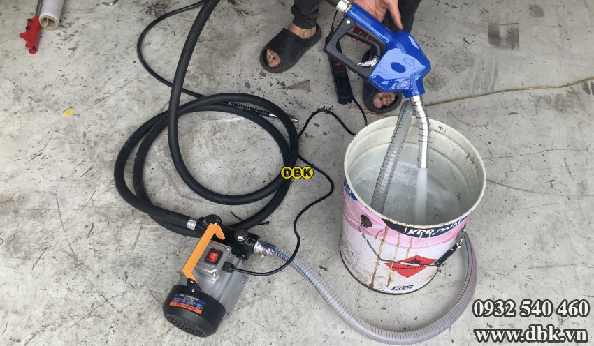 Bo Bom Dau Diesel 220V Lg 1008B