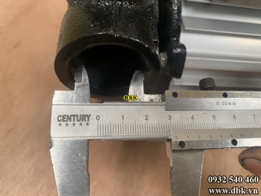 Bo Bom Dau Diesel 220V Lg 1008B