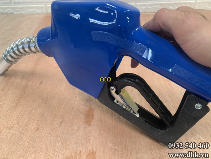 Bo Bom Dau Diesel 220V Lg 1008B