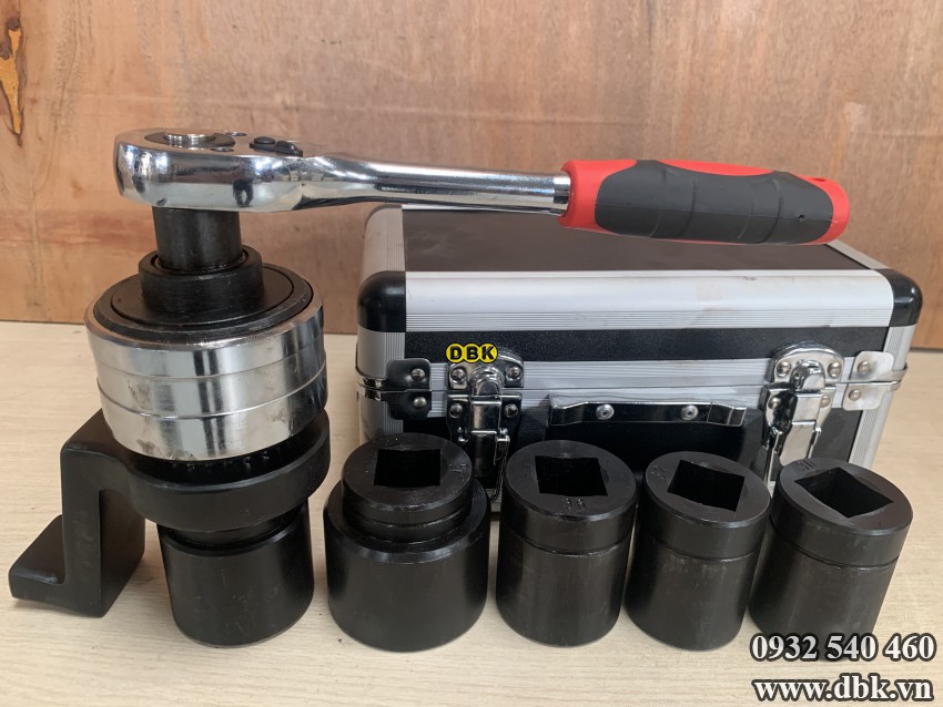 Co Le Nhan Luc 1500 N M Dbk Fy 15