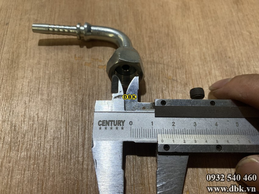 Dau Cut Cong 90 Do 1 4 Inch R2At S19 Htc