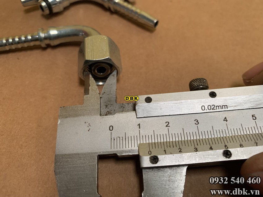 Dau Cut Cong 90 Do 1 4 R2At S19 M14 Duc Loi