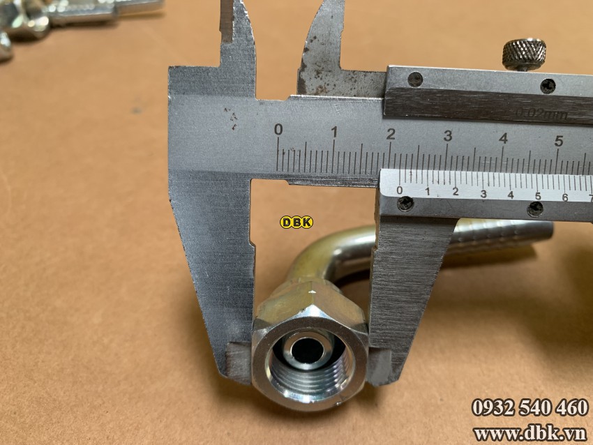 Dau Cut Cong 90 Do 3 8 Inch R2At S22 M18 Nhat Loi