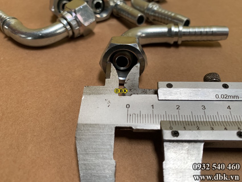 Dau Cut Cong 90 Do 3 8 Inch R2At S22 M18 Nhat Loi
