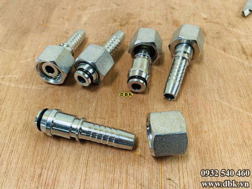 Dau Cut Thang 1 Giac 3 8 Inch R2At S22 M18 Duc Loi