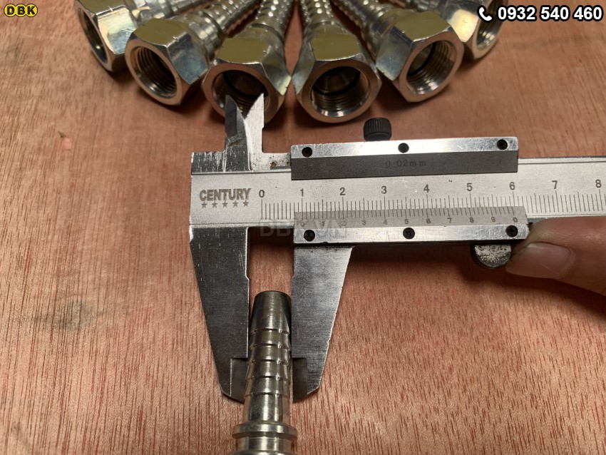 Dau Cut Thang 1 Giac 3 8 Inch R2At S22 M17 Nhat Lom