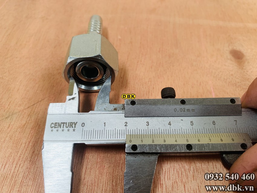 Dau Cut Thang 1 Giac 3 8 Inch R2At S27 M22 Duc Loi