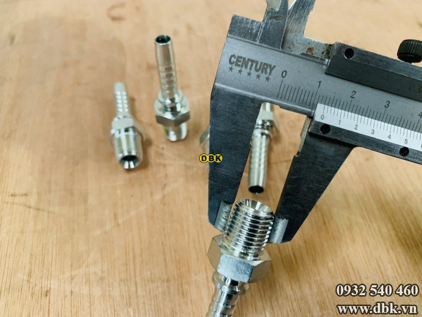 Dau Cut Thang 1 Giac 5 16 Inch R2At M13 Ren Con