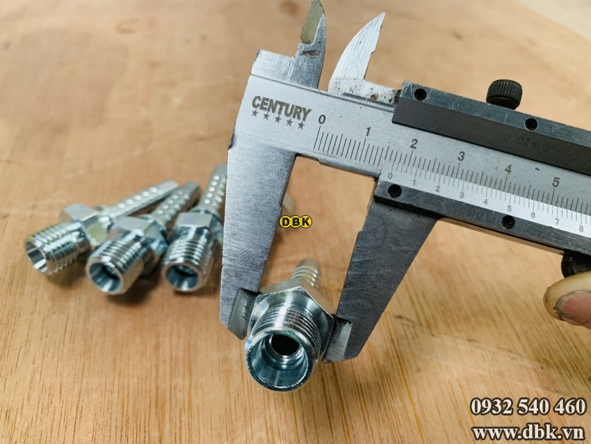 Dau Cut Thang 1 Giac 5 16 Inch R2At M14 Ren Ngoai Lom