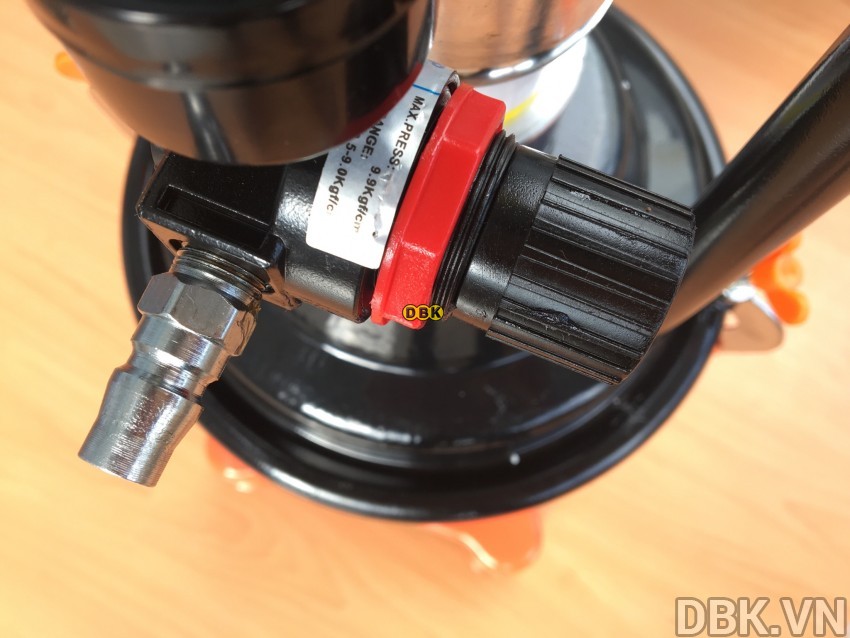 Máy bơm mỡ 12L DL Tech LD-608