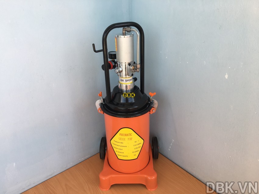 Máy bơm mỡ 12L DL Tech LD-608