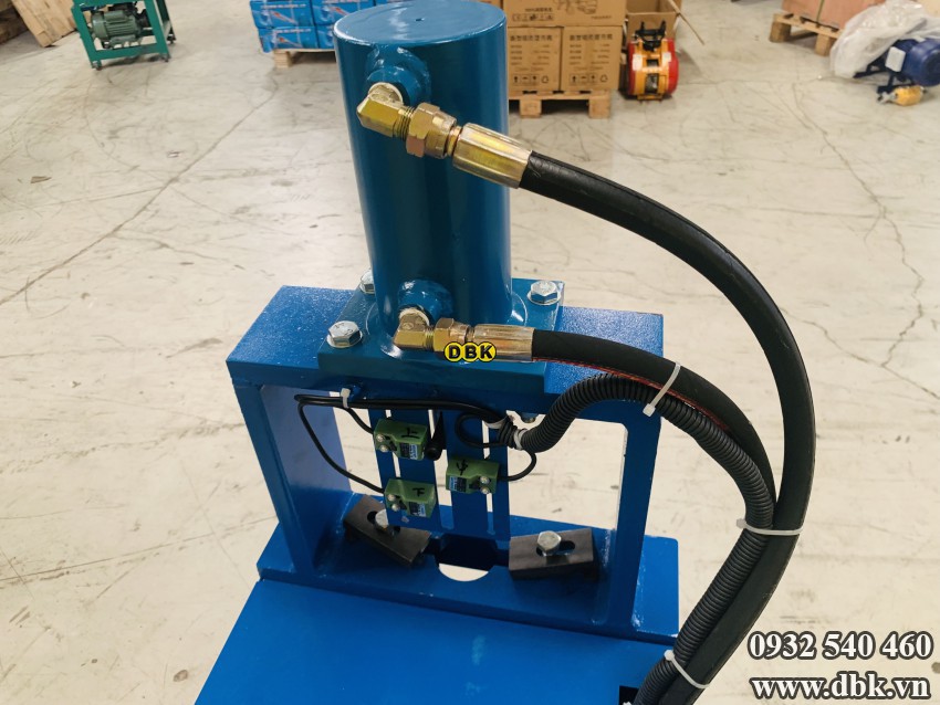 May Dot Dap Thuy Luc 1 Dau R80 2 2 Kw