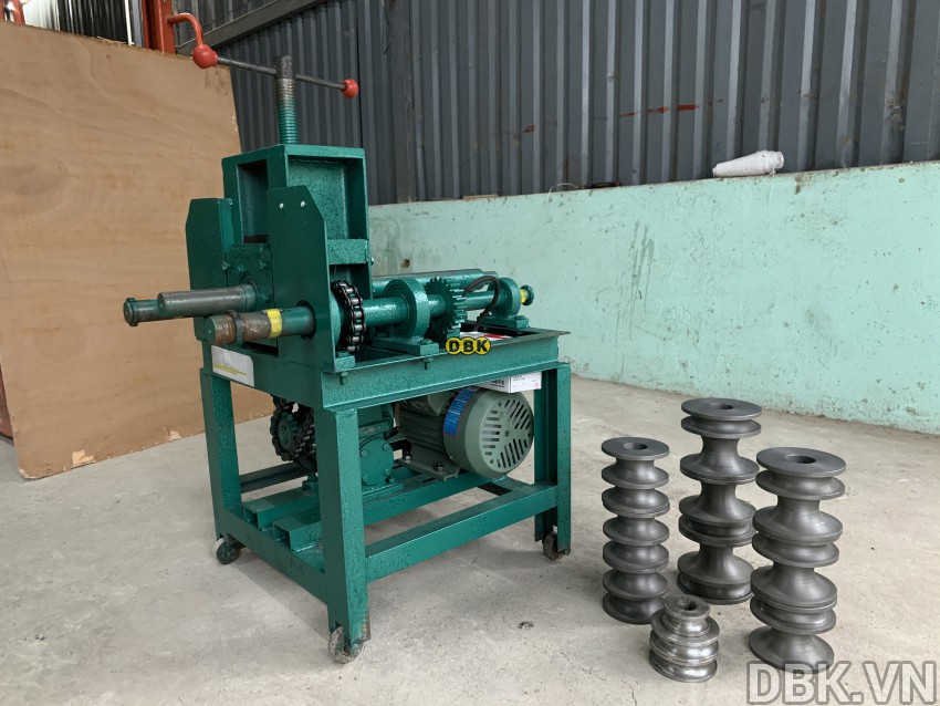 Máy uốn ống A2