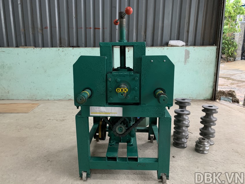 Máy uốn ống A2