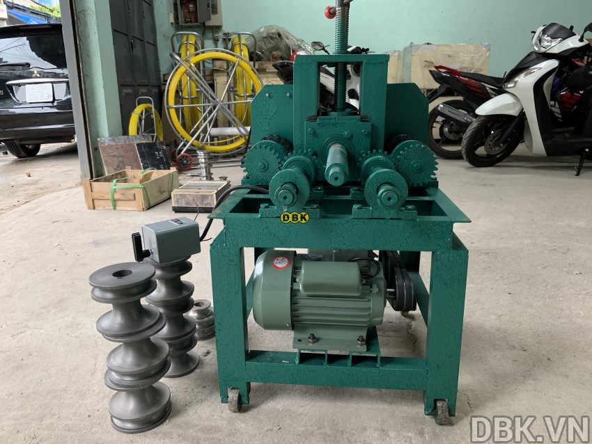 Máy uốn ống A2
