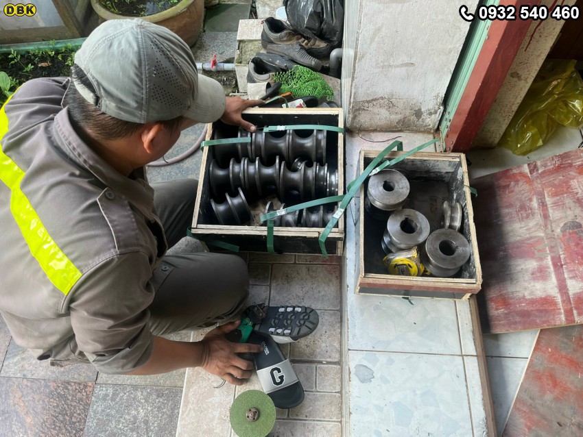 Máy uốn ống A2