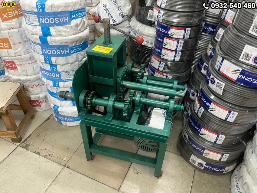 Máy uốn ống A2