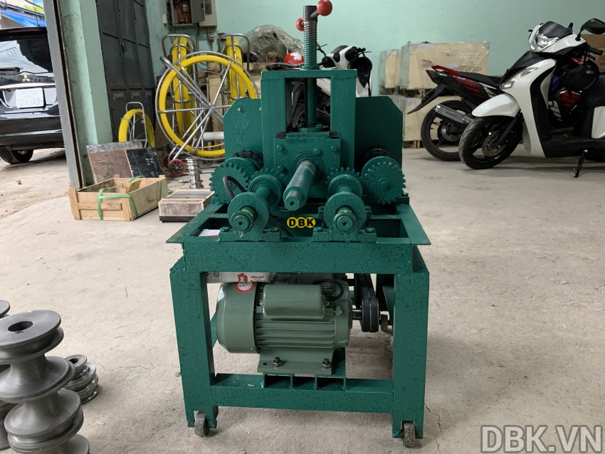 Máy uốn ống A2