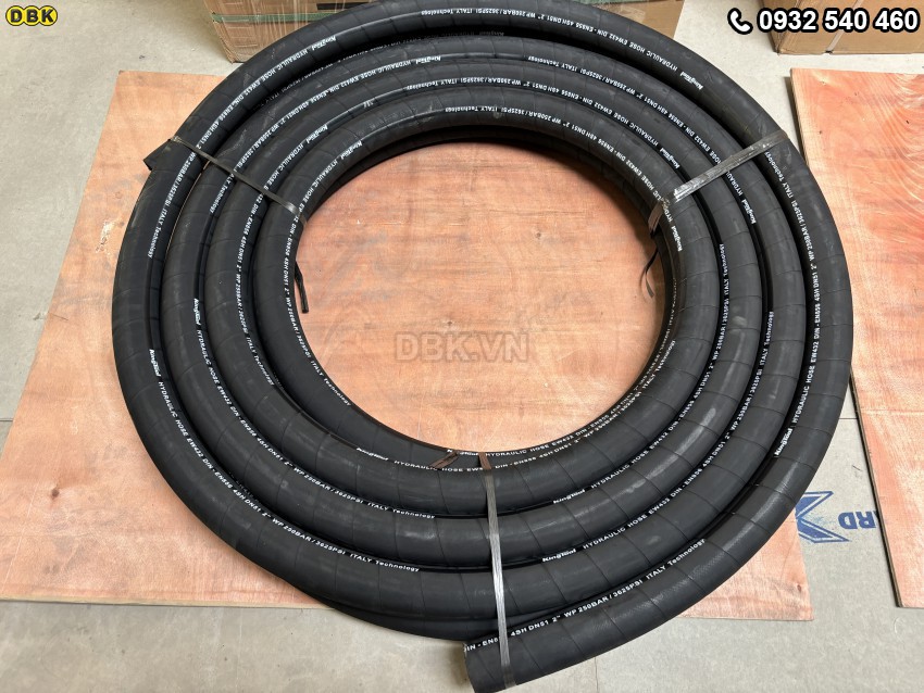 Ong Tuy O Thuy Luc 4 Lop 51Mm 2 Inch