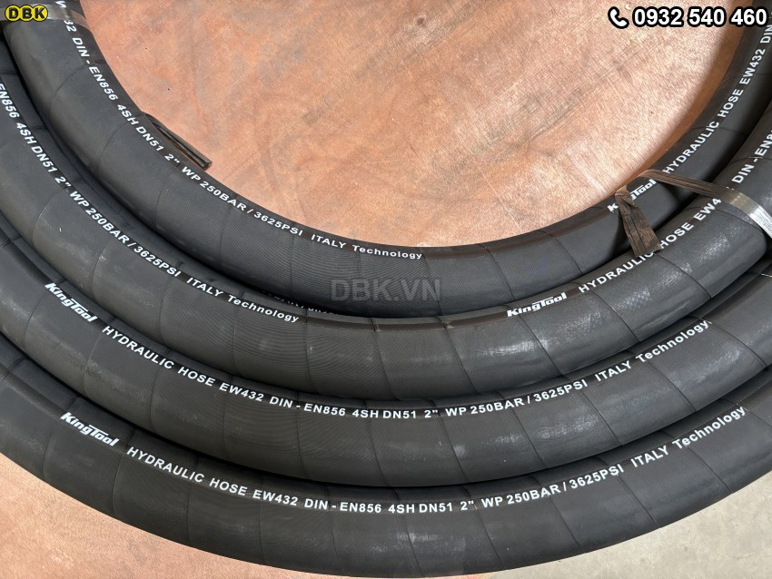 Ong Tuy O Thuy Luc 4 Lop 51Mm 2 Inch