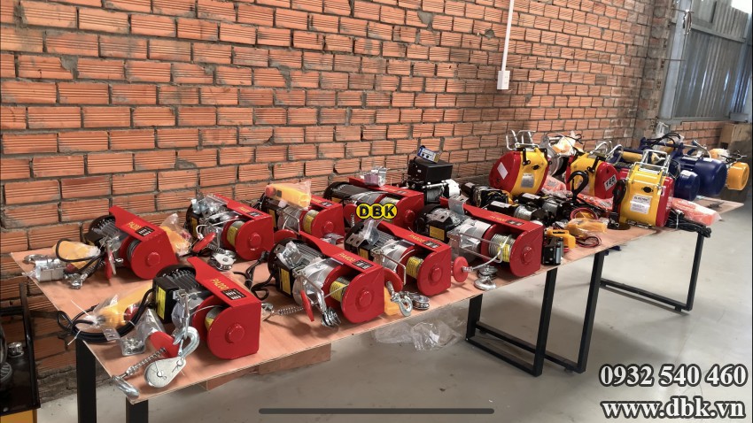 Tời điện PA200 200kg 12 mét