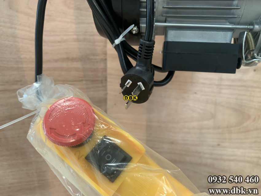 Tời điện PA200 200kg 12 mét