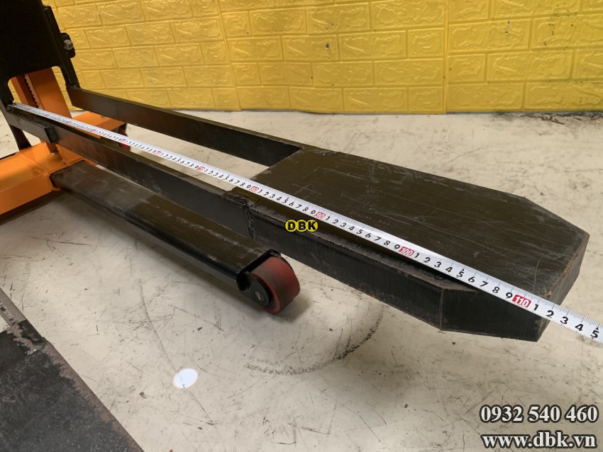 Xe Nang Dien Tu Leo 500Kg 1 3 Met