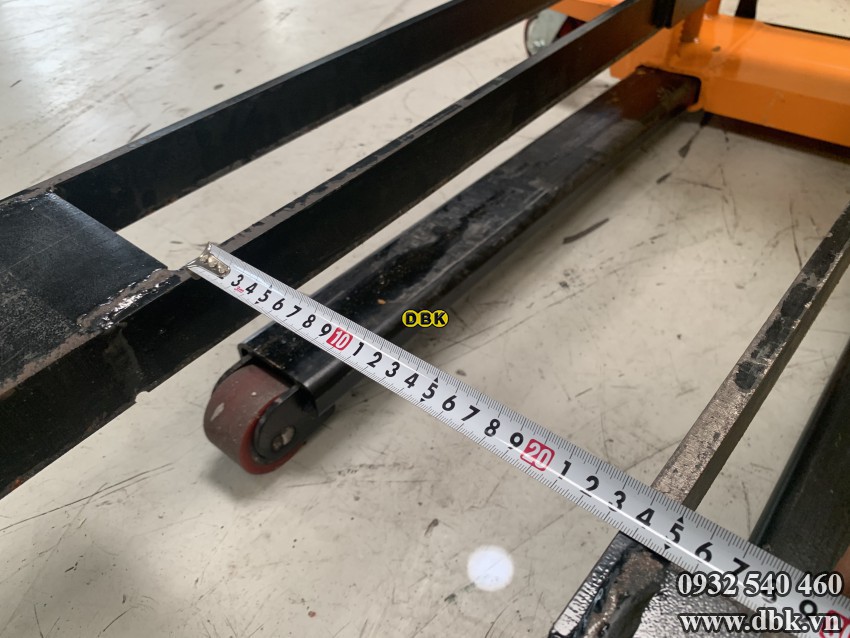Xe Nang Dien Tu Leo 500Kg 1 3 Met