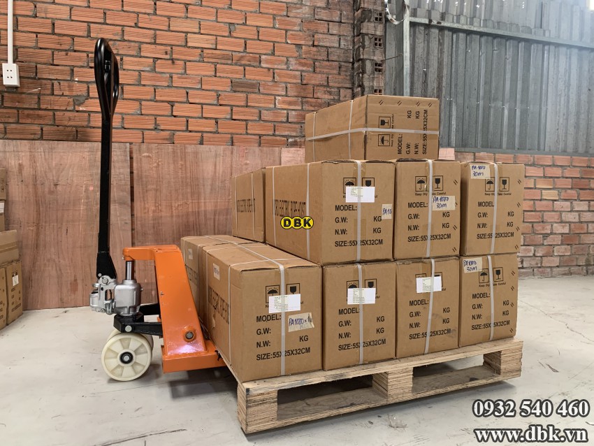 Xe Nang Tay Thap 2 Tan Dbk 2T550