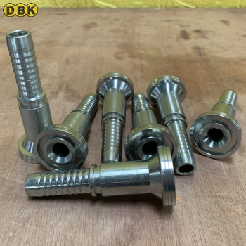 Dau Cut Thang 2 Giac 5 8 Inch R12 Mat Bich 38
