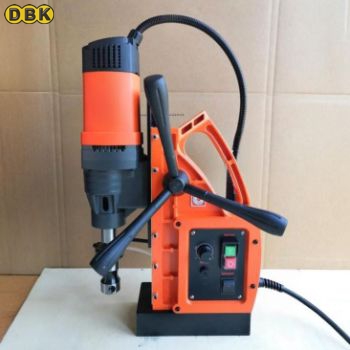 May Khoan Tu Mini Dbk Tn 16E 16Mm 1710W